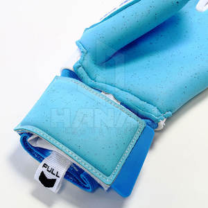 Guantes de portero de fútbol de alto fabricante Equipo deportivo de cuero súper suave hasta la muñeca a la venta - Product Image 5