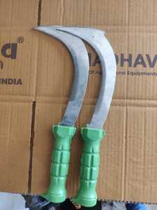High Quality Wooden Handle Sickle Curved Blade <b>Hand</b> <b>Tool</b> for Harvesting Cutting Grass and Crops Industrial Grade OEM Custom - Product Image 3