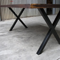 Pieds de table réglables en hauteur en acier inoxydable en forme de X, personnalisés OEM, finition noire thermolaquée traditionnelle pour cuisine et salon