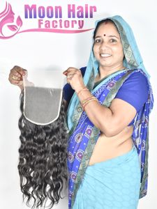 Nouveau produit : Cheveux humains indiens en gros directement de l'usine – Closure ondulée, soyeuse, douce, brillante, aspect naturel, texture forte, en vente. - Product Image 3