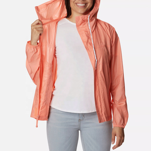 Chaqueta Cortavientos Transpirable para Mujer con Capucha, Hecha de Nailon Suave y Forro de Malla, Diseñada para Lluvia Ligera - Product Image 6