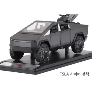Voiture miniature Tesla Cyber Black 1:32 en métal moulé sous pression, modèle à tirer en arrière, jouet unisexe pour enfants - Product Image 1