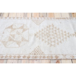 Alfombra Turca de 3x14.6 pies, Alfombra Vintage de Retazos, Lana Beige, Respaldo de Látex Ecológico, Alfombra Tradicional - Product Image 3