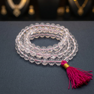 Collier de prière en perles de cristal de quartz clair, 108 perles rondes de 8 mm, avec pompon rose, thème bouddhiste - Product Image 1