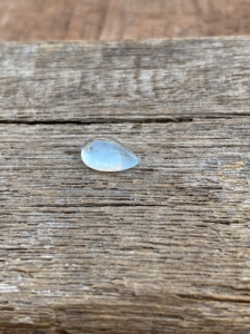 Belle pierre Cabochon en forme de poire aigue-marine de couleur naturelle avec une pierre précieuse en vrac de bon lustre pour la fabrication de bijoux 1.11 carats - Product Image 4