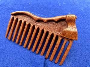 Peine de pelo con mango de madera hecho a mano para uso en salón de India Peine de madera al por mayor para uso comercial en venta en - Product Image 4