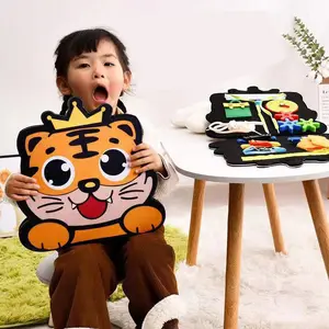 Renkli Montessori oyuncaklar keçe kitap oyunu popüler çocuklar çocuk oyuncağı meşgul çanta kaplan şekilli keçe meşgul kurulu