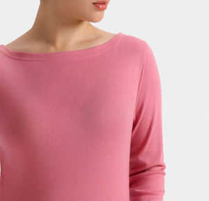 Camiseta de Gran Tamaño 100% Algodón, Estilo Urbano, con Logotipo Personalizado, Camisetas de Manga Larga Rosas para Mujer, Fabricación OEM ODM en Pakistán - Product Image 2