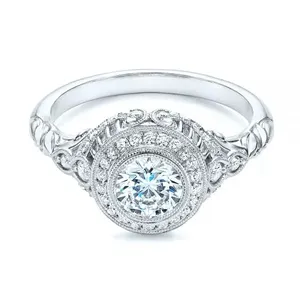 Anillo de Compromiso con Halo de Diamantes Chapado en Oro, Plata 925, Estilo Art Deco, Corte Redondo, Diamante Moissanita Original, Diseño Único para Ella - Product Image 2