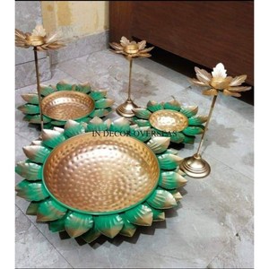 Look attrayant fleurs Designer haute qualité plaqué or métal robuste forme ronde Table de mariage pièce maîtresse décor Urli approvisionnement - Product Image 6