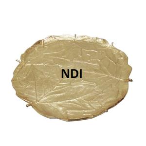 Plateau en métal finition dorée Design de feuilles Vaisselle pour hôtel ou maison Plateau en métal pour service de restauration Plateau de service à thé et café le plus vendu - Product Image 1