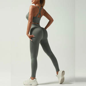 Conjunto de Yoga Personalizado de Alta Moda, Estilo Único para Mujer, Patrón Sólido, Transpirable, Ecológico, Marca Privada Frontal - Product Image 2