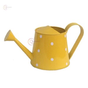 Arrosoir en métal enduit de poudre jaune exclusif personnalisé look attrayant et chic pour accessoires d'irrigation de jardin - Product Image 2