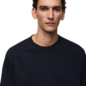 เสื้อยืดแขนวิ่งสองชั้นคอกลมผ้ายืดหยุ่นสำหรับผู้ชายปักลายโลโก้ได้ตามต้องการ - Product Image 4