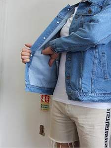 แจ็กเก็ตยีนส์เข้ารูปสำหรับผู้ชายเสื้อคลุมยีนส์สีน้ำเงินเสื้อผ้าแนวสตรีทเสื้อผ้ายีนส์แฟชั่นสำหรับร้านค้า - Product Image 6