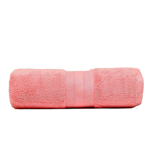 Serviettes de plage de haute qualité, légères, au design solide, en coton, disponibles en gros au Pakistan - Product Image 1