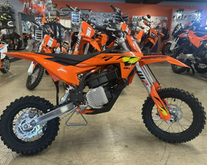 LISTA PARA COMPETIR EN 2026: Motocicleta de Motocross KTM SX-E 5 para Niños, 100% Auténtica - Product Image 2