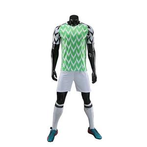 Uniforme de fútbol para hombre, camiseta de fútbol y pantalones cortos, Kit de entrenamiento, ropa de equipo de tela transpirable de secado rápido, ropa deportiva con logotipo personalizado - Product Image 4