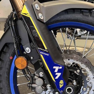Autocollant de protection de tige de selle 3D pour Yamaha Tenere 700 World Raid, compatible avec les protections de réservoir et les autocollants de moto - Product Image 1