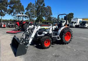 รถแทรคเตอร์ CT4045แมสซีย์เฟอร์กูสัน45/70HP รถแทรคเตอร์4WD พร้อมปั๊มและกระปุกเกียร์สำหรับขายบ็อบแคท - Product Image 5