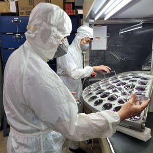 Fabricación de lentes de cristal ocular, 185 - Product Image 3