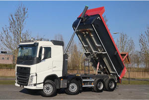 Camión Vol-vo FH 540 8X4 Usado, 2018, Volante a la Izquierda, Diésel, Automático, Volquete, Euro 6, para Minería, Cámara Trasera, 451-500HP - Product Image 3