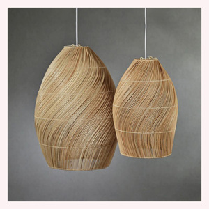 Pendentif en tissage intemporel Luminaire élégant 2025 en rotin, jute et jonc de mer pour décor à la maison inspiré de la terre - Product Image 4