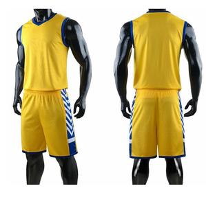 Uniforme de basket-ball unisexe personnalisé fabriqué au Pakistan maillot d'entraînement en polyester de haute qualité ensemble court respirant grande taille Option - Product Image 2