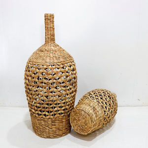Ensemble de vases de sol en jacinthe d'eau naturelle tissés à la main rustiques Artex Dong Thap - Product Image 4