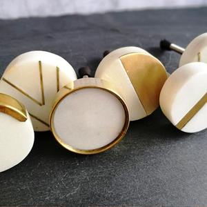 White & Golgen COColor 6 PCS Boutons en marbre les plus vendus avec taille de forme de couleur personnalisée Fabriqué en Inde Article - Product Image 1
