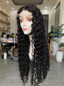Extensions de perruque en cheveux humains vietnamiens ondulés profonds, très demandées, lisses, brillantes et sans nœuds - Product Image 2