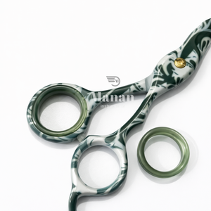 Ciseaux de coiffure professionnels à finition marbrée, pour droitiers, manche moyen, 6 pouces, lame tranchante en acier inoxydable, ciseaux de barbier pour - Product Image 3