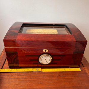 กล่องเก็บซิการ์ไม้หรูหราแบบกำหนดเอง เป็นมิตรกับสิ่งแวดล้อม สำหรับตกแต่งบ้าน - Product Image 4