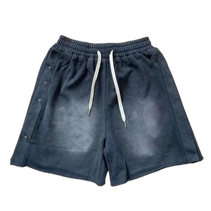 กางเกงขาสั้นยีนส์ฟอกสีแบบขายส่ง ผ้าคอตตอนเทอร์รี่ สไตล์สตรีทแวร์ พิมพ์ลายตามสั่ง พิมพ์โลโก้ด้วยสกรีน - Product Image 1