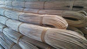 Blanqueado Sin blanquear Versátil Núcleo de ratán Fabricación de muebles y decoración del hogar Ligero y fuerte Blue Lotus Cherish - Product Image 2