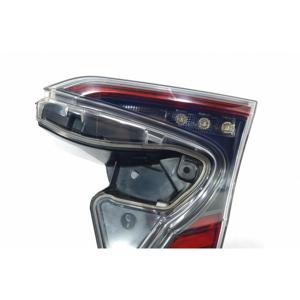 FEU STOP ARRIÈRE DROIT INTEGRÉ À LA PORTE TOYOTA C-HR Hybride 81580-F4021 (16>23) - Product Image 4