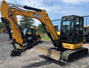 JCB รถขุดขนาดเล็กพร้อมถังที่แนบมาเครื่องยนต์ปั๊มส่วนประกอบหลัก5.5ton น้ำหนักในการทำงาน - Product Image 4