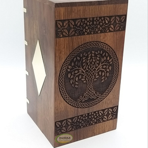Suministros funerarios Shisham Urna de cremación para cenizas de adultos/Árbol de la vida con trabajo de esquina de latón/Caja de urna de madera de diseño funerario - Product Image 1