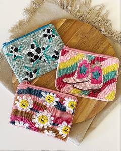 EMBRAGUE BORDADO BOLSOS ÚNICOS MEJOR Estilo bohemio Bordado Trabajo Mano Embrague Monederos Bolsos Diseño elegante Forro al por mayor - Product Image 5