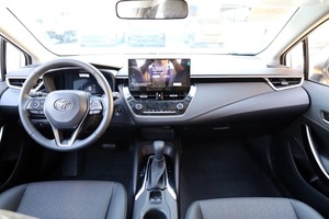 Nuevo Toyota Corolla Sedán 2025 Blanco Híbrido 1999cc 4 Cilindros 199hp Transmisión Automática 5 Plazas Volante a la Izquierda - Product Image 2