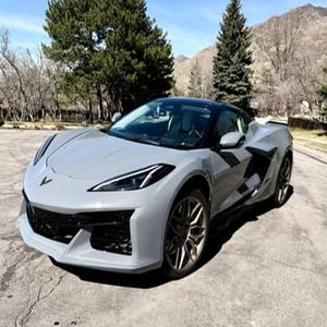 Chevrolet Corvette Z06 Convertible 3LZ 2024, Motor LT6 V8, Transmisión Automática, Color Gris Sea Wolf - Product Image 1