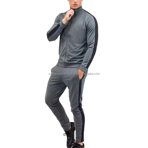 Sweat-shirt de sport écologique 100% coton imprimé personnalisé pour hommes Gym Fitness ensemble de pantalons de survêtement à capuche de haute qualité grande taille - Product Image 1
