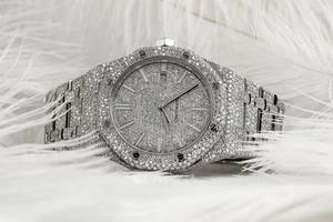 Montre-bracelet personnalisée certifiée VVS Moissanite à mouvement automatique avec diamant Hip Hop en acier inoxydable pour hommes à la mode - Product Image 3