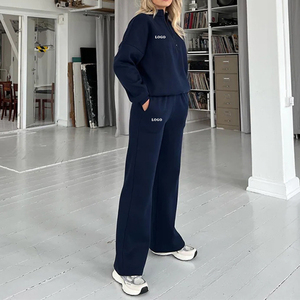 Sweat-shirt deux pièces à fermeture éclair pour femmes, vêtements de sport épais en polaire avec logo personnalisé, ensemble de pantalons de survêtement, ensemble de survêtements à capuche - Product Image 3