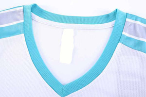 Maillots de basketball personnalisés de haute qualité, respirants, imprimés en sérigraphie, antibactériens, anti-humidité, 100 % polyester, ensembles pour - Product Image 5