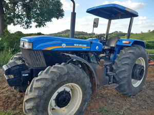 Tracteur agricole New Holland 7630 d'occasion, faible kilométrage, robuste, bien entretenu, prêt à l'emploi, à vendre. - Product Image 6