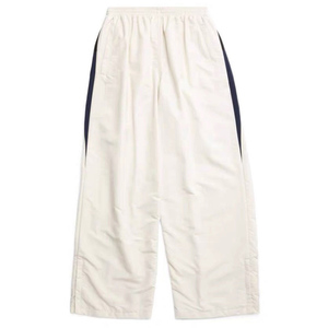 Sweat à capuche coupe-vent décontracté du fabricant personnalisé avec short Ensemble de survêtement coupe-vent deux pièces logo personnalisé service OEM - Product Image 5