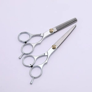 Tijeras de Corte Rectas para Diestros de Acero Inoxidable BAFA SURGICAL INSTRUMENTS con Hoja de Corte Recta para Peluquería Canina - Product Image 5