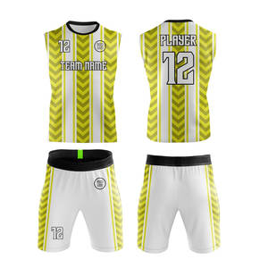 Ensemble d'uniformes de football 7 sur 7 de qualité supérieure fabriqué sur mesure couleur unie nouveau design ensemble d'uniformes en matériau respirant 7v7 - Product Image 1
