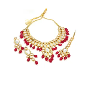 Ensemble de collier Kundan rouge perlé Meenakari en laiton plaqué or, bijoux fins avec perles et diamants pour mariage ou cadeau - Product Image 4